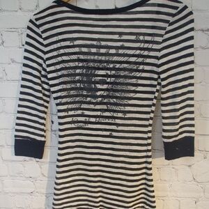 Michelle 3/4 Sleeve Button Down Graphic Henley S